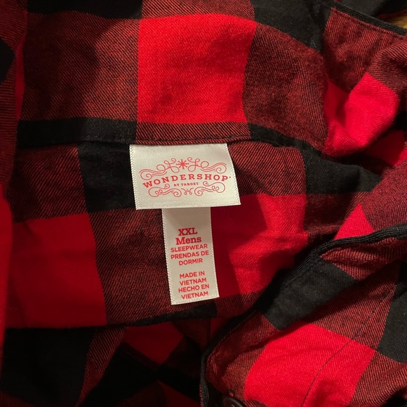Christmas pjs
Wondershop Buffalo Plaid 2 pc sleep wear - Picture 9 of 14